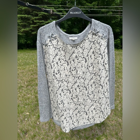 Maurices Tops - Maurice’s Gray and Cream Lace Sweater